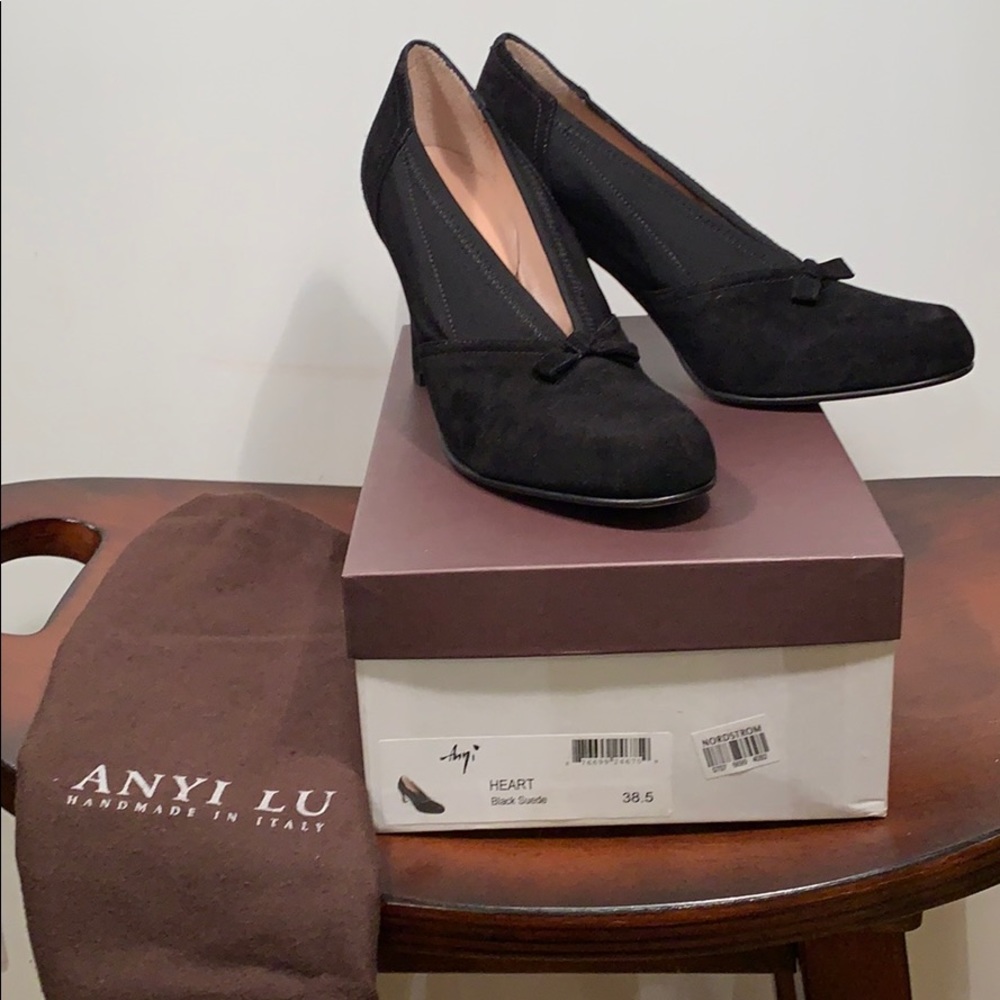 Anyi Lu Heart Black Sued Pumps Size 38.5 New